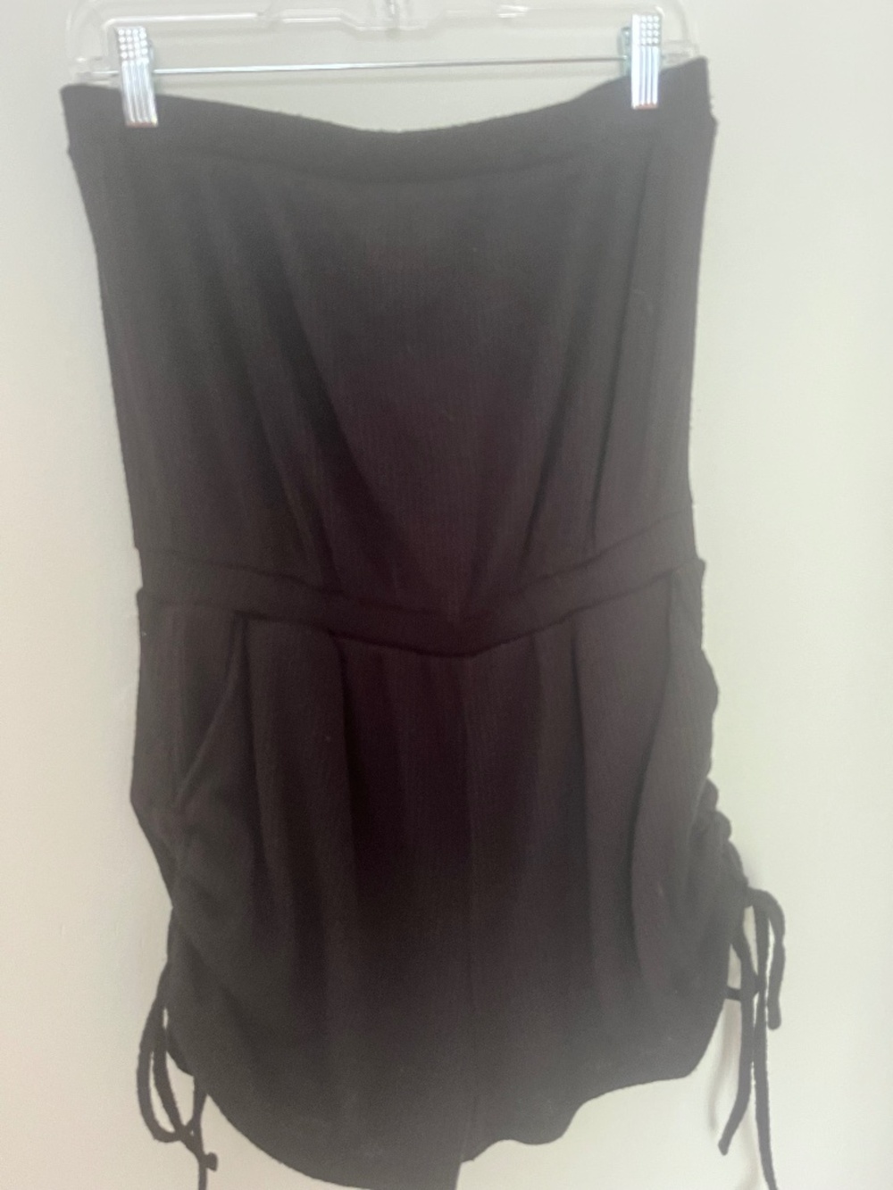 Le Lis Strapless black knit romper NWT Medium